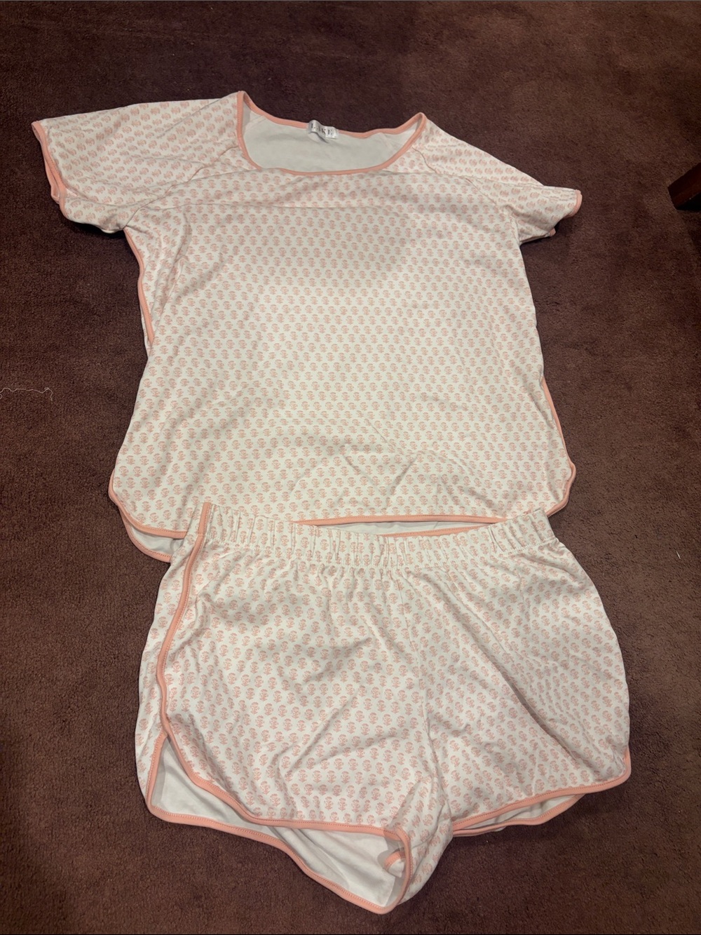 Lake women’s short Sleeve Pajama Set - Light Pink floral Print